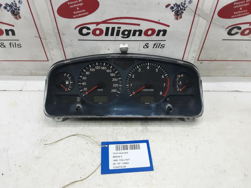 KM TACHO-KOMBIINSTRUMENT Toyota AVENSIS 98 - 03 T22
