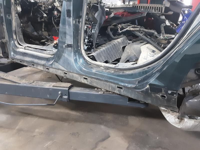 BAS DE CAISSE GAUCHE Audi A5 (3) 5/16+