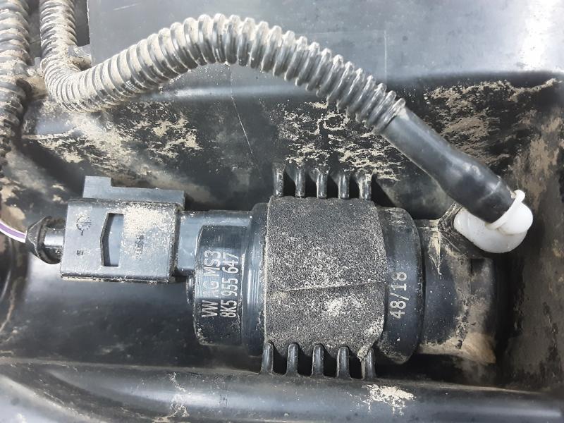 MOTEUR DE LAVE-GLACE AVANT Audi A5 (3) 5/16+