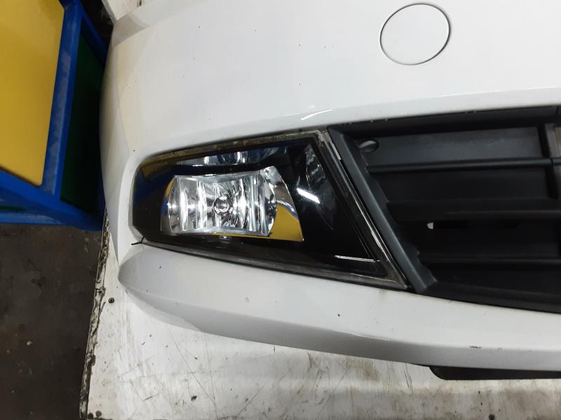 MISTLICHT VOOR RECHTS Skoda FABIA (NJ) MK3 10/14 -9/18