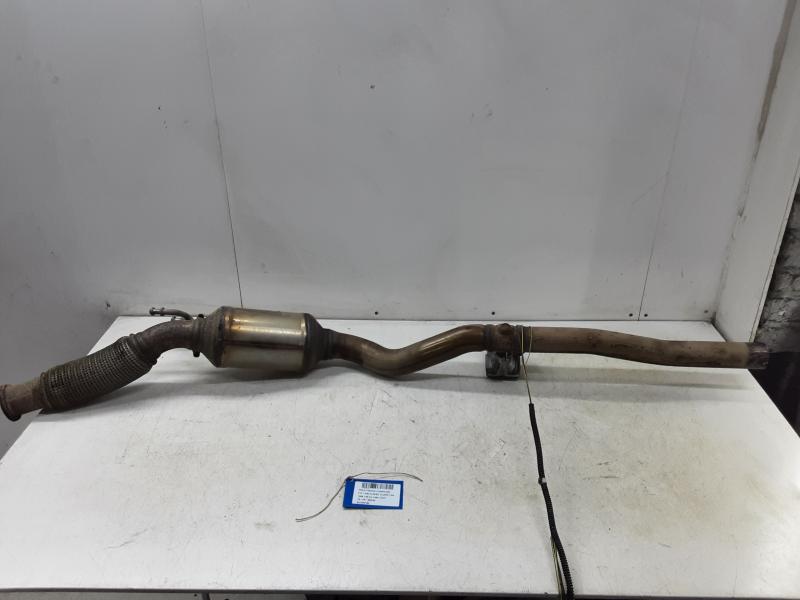 AUSPUFF FORNE Vw TIGUAN (3) 02/16- 10/20