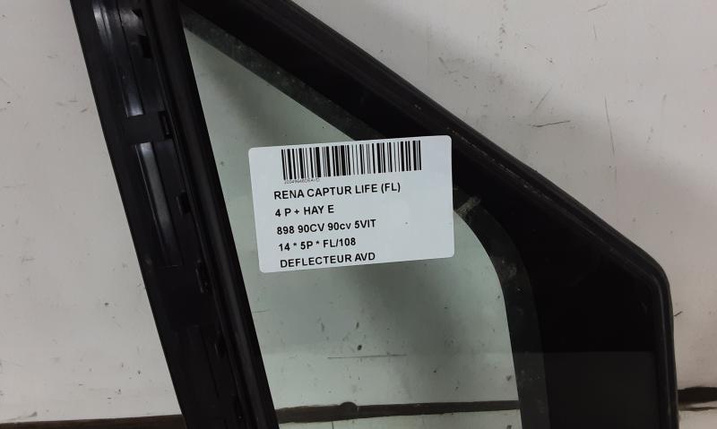 ZIJRUIT VOOR RECHTS Renault CAPTUR (1) 05/13 - 5/17