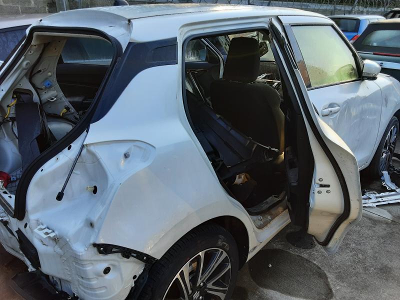 AILE ARRIERE DROITE Suzuki SWIFT 4/17+